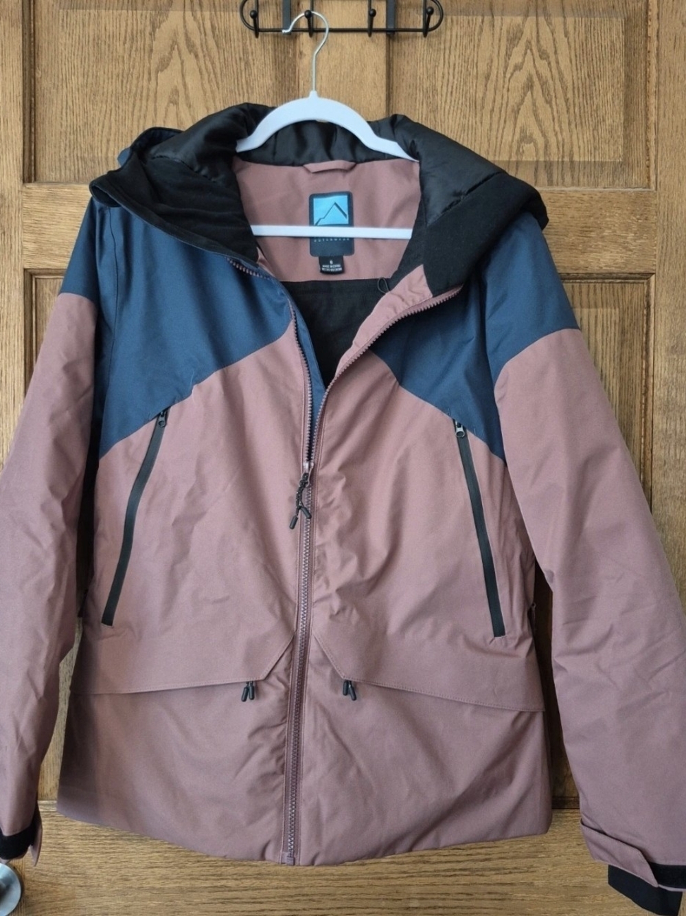 Iceberg Two-Tone Ski Jacket in Mauve & Navy